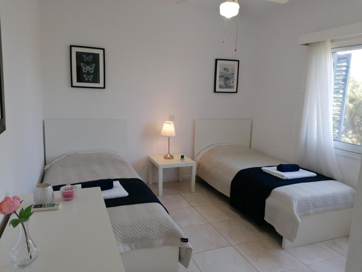 Paradise Gardens II Anastasia Apartment Paphos Ngoại thất bức ảnh
