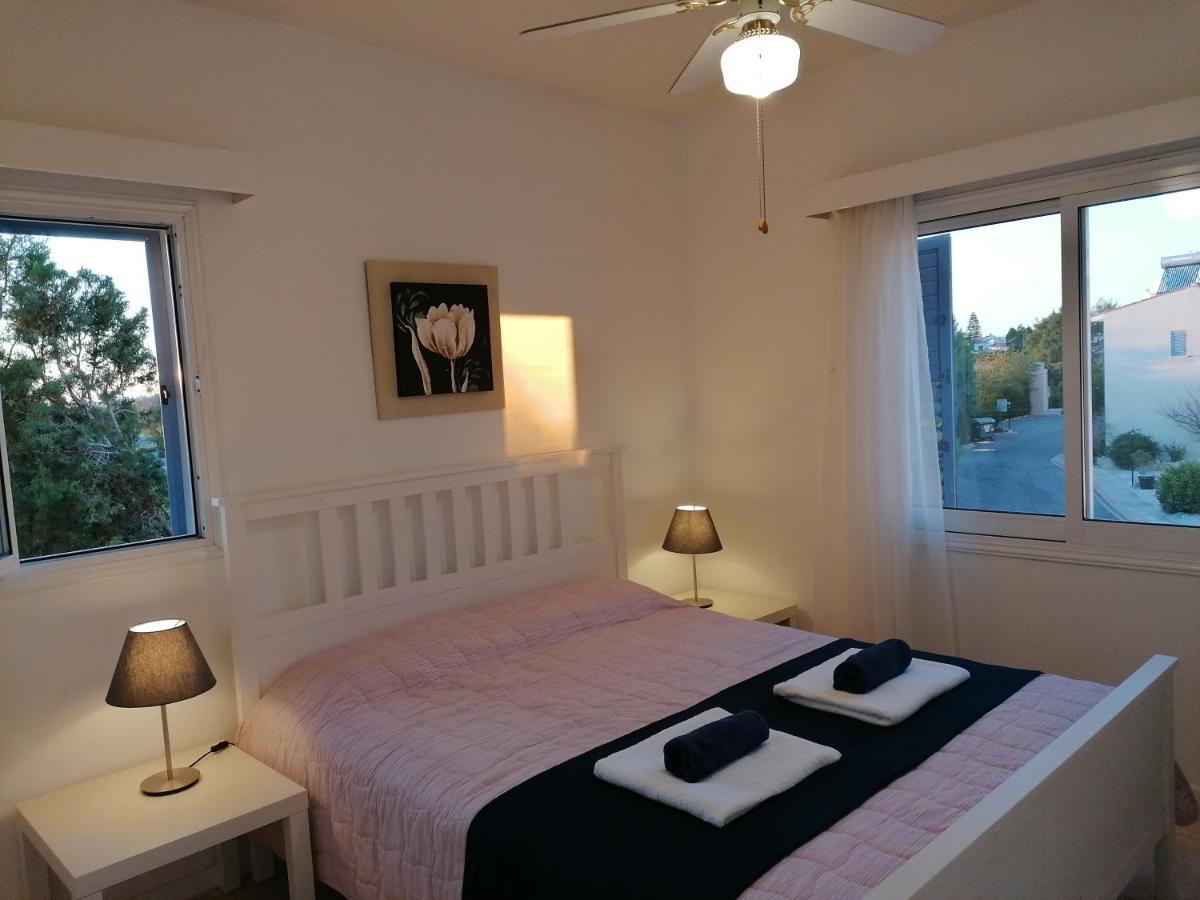 Paradise Gardens II Anastasia Apartment Paphos Ngoại thất bức ảnh